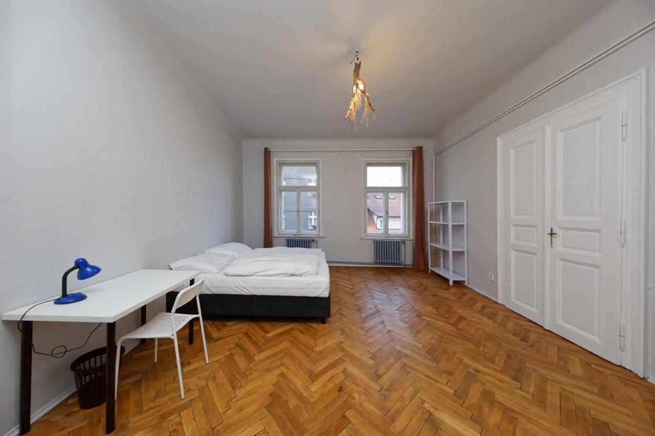 Peter'S Tower Apartments Praha Eksteriør bilde