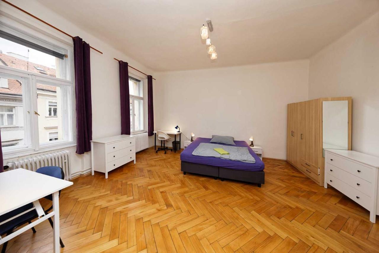 Peter'S Tower Apartments Praha Eksteriør bilde