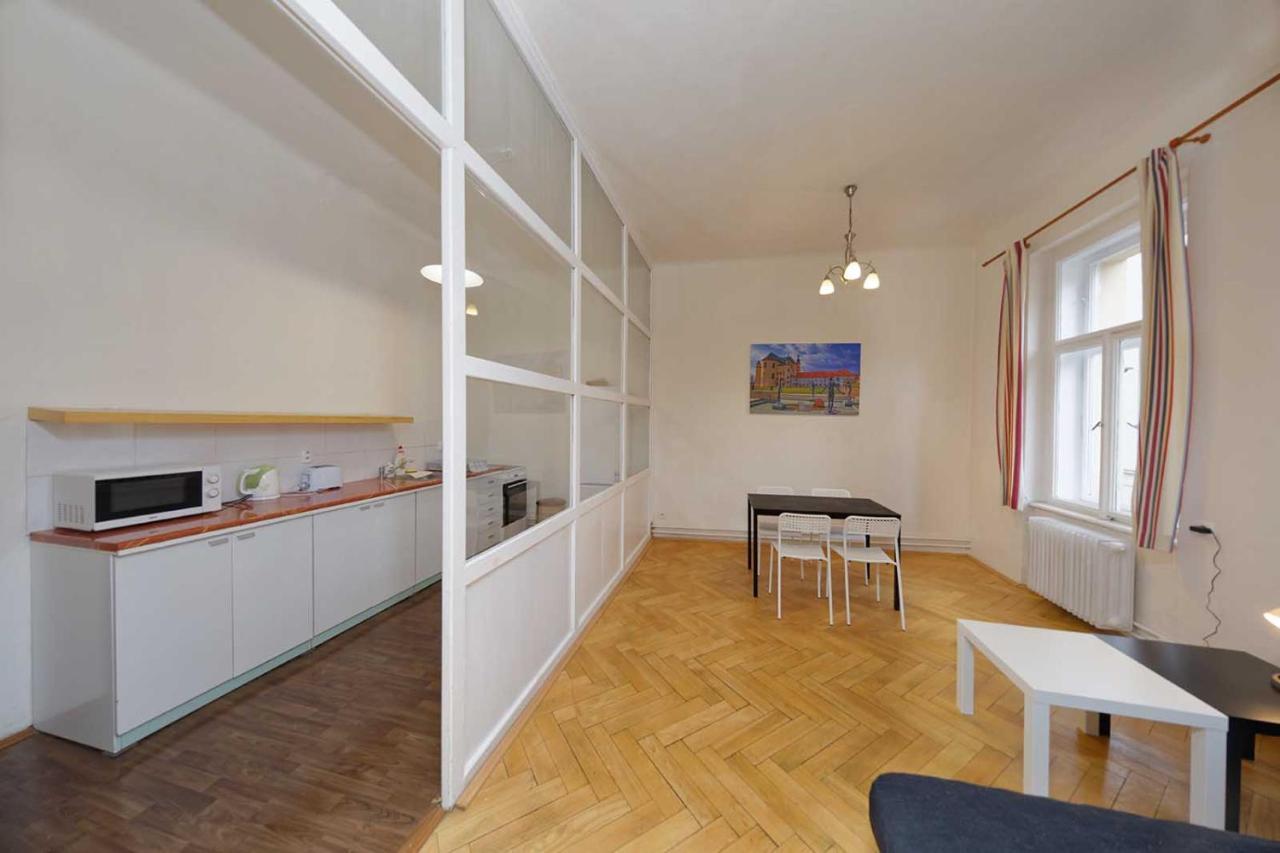 Peter'S Tower Apartments Praha Eksteriør bilde