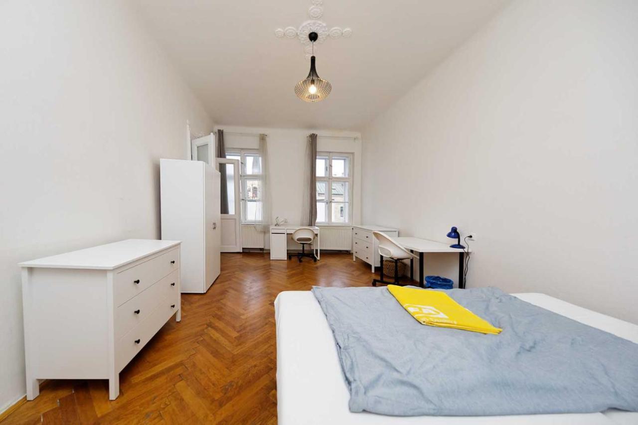 Peter'S Tower Apartments Praha Eksteriør bilde